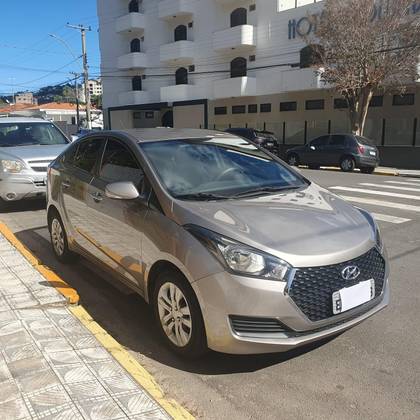 HYUNDAI HB20S 1.0 COMFORT PLUS 12V FLEX 4P MANUAL HYUNDAI HB20S 1.0 COMFORT PLUS 12V FLEX 4P MANUAL